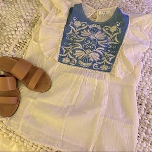 NWOT embroidered flutter sleeve shirt